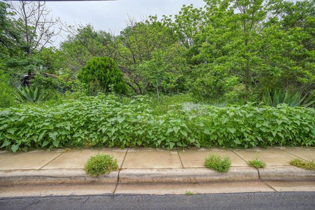 1905 Main ST, Bastrop, TX 78602