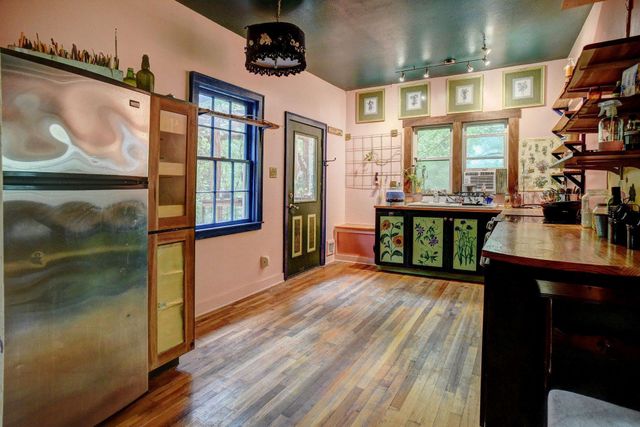 1905 Main ST, Bastrop, TX 78602