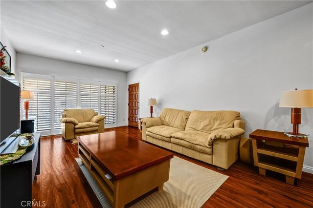 11630 Warner 504, Fountain Valley, CA 92708