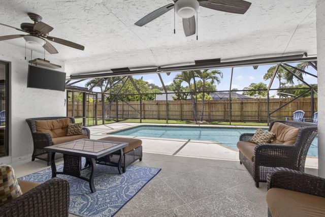 559 Azure Avenue, Wellington, FL 33414