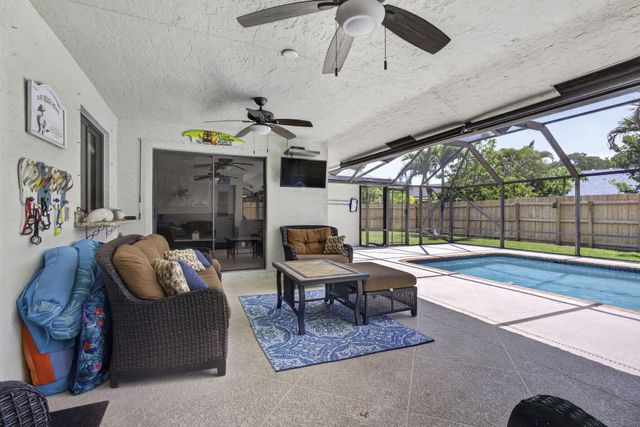 559 Azure Avenue, Wellington, FL 33414