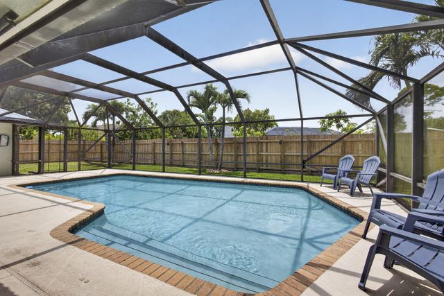 559 Azure Avenue, Wellington, FL 33414