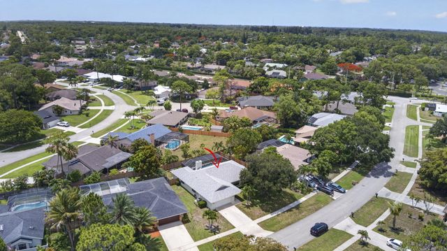 559 Azure Avenue, Wellington, FL 33414