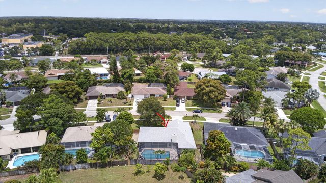 559 Azure Avenue, Wellington, FL 33414