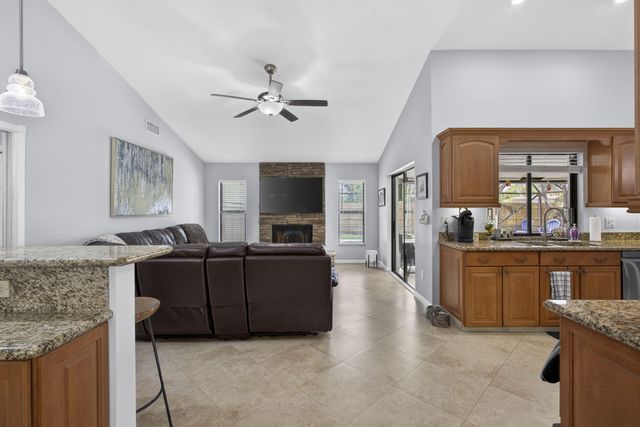 559 Azure Avenue, Wellington, FL 33414