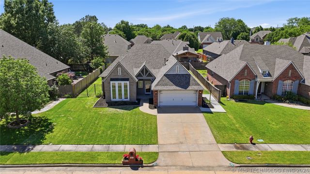 404 N Eucalyptus Avenue, Broken Arrow, OK 74012