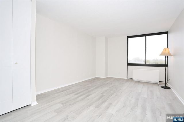 770 Anderson Avenue 5F, Cliffside Park, NJ 07010