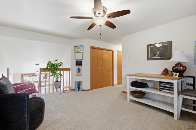 4904 GALENA DR, Rapid City, SD 57702