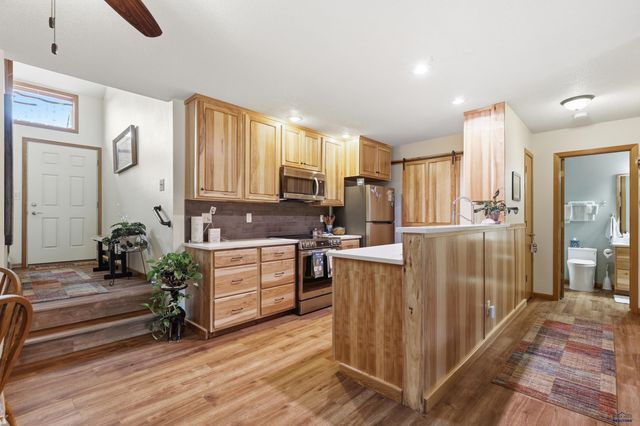 4904 GALENA DR, Rapid City, SD 57702