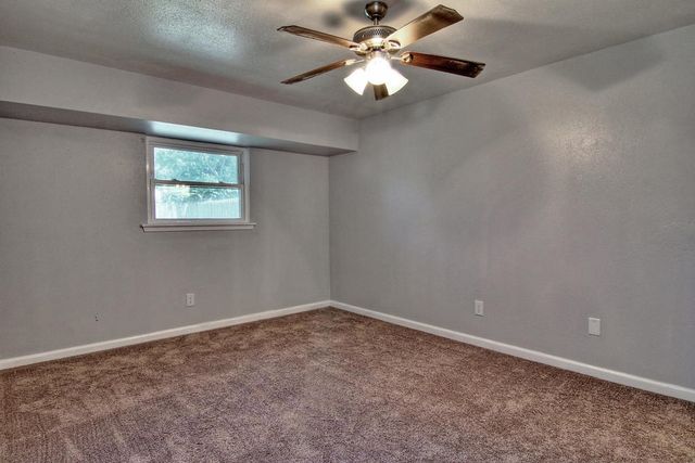 1947 Sean Dr, Corpus Christi, TX 78412