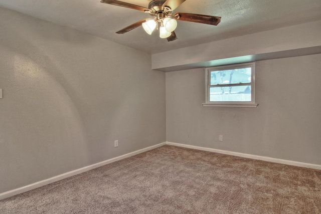 1947 Sean Dr, Corpus Christi, TX 78412