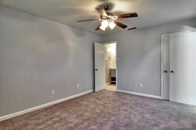 1947 Sean Dr, Corpus Christi, TX 78412