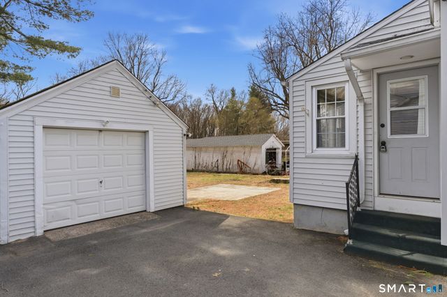 103 Maple Street, East Hartford, CT 06118