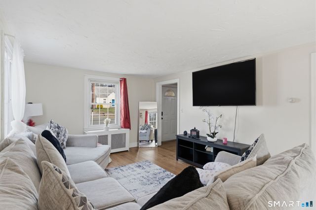 103 Maple Street, East Hartford, CT 06118