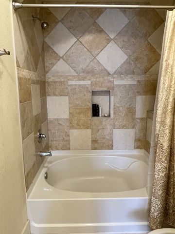 2600 Hillsboro Pike Apt 214, Nashville, TN 37212
