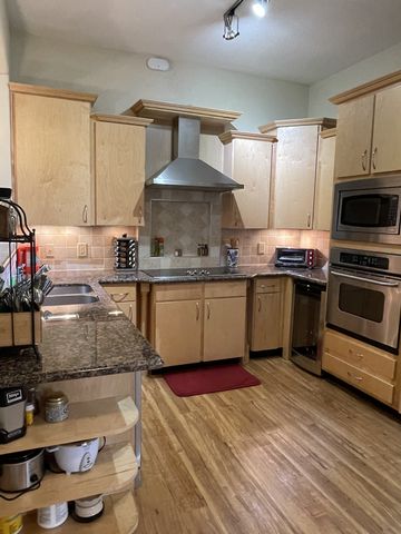 2600 Hillsboro Pike Apt 214, Nashville, TN 37212