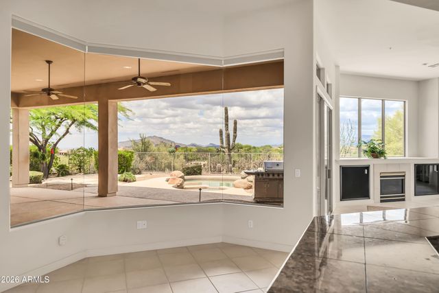9752 E ROADRUNNER Drive, Scottsdale, AZ 85262