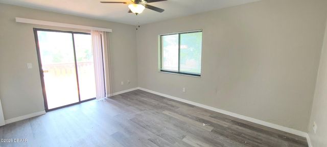 2118 Oak Meadow Circle, South Daytona, FL 32119