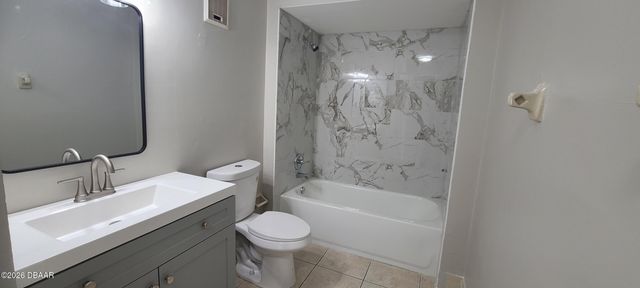 2118 Oak Meadow Circle, South Daytona, FL 32119