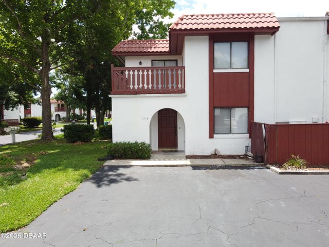 2118 Oak Meadow Circle, South Daytona, FL 32119