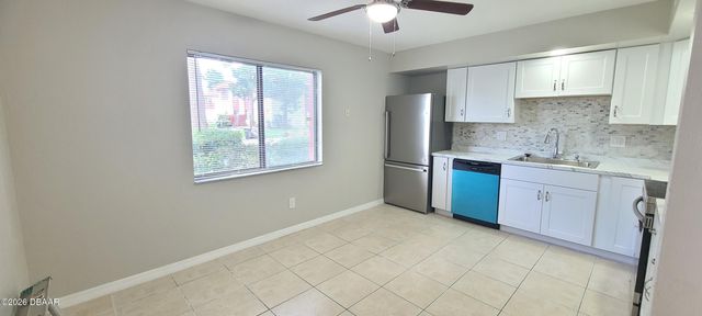 2118 Oak Meadow Circle, South Daytona, FL 32119