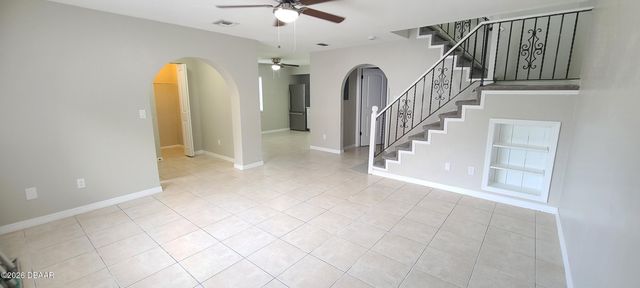 2118 Oak Meadow Circle, South Daytona, FL 32119