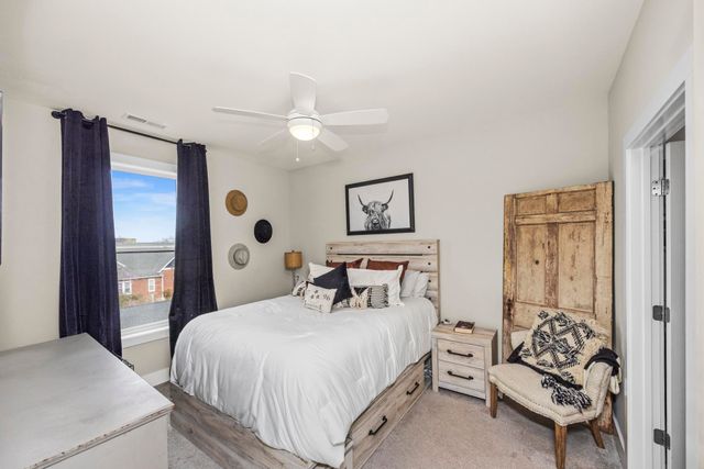 519 27th Ave N Apt 301, Nashville, TN 37209