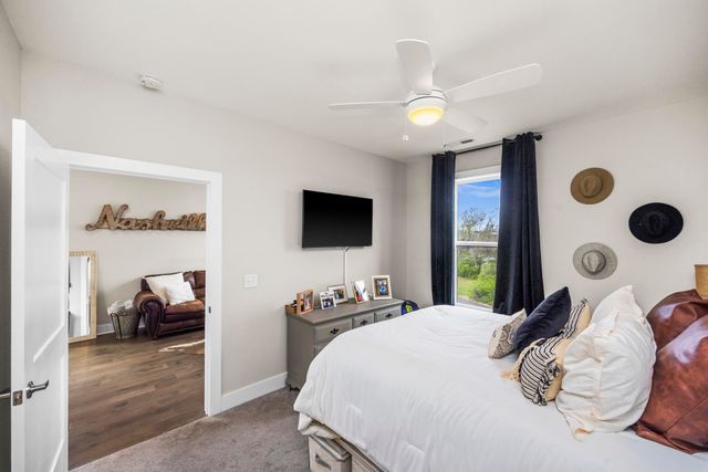 519 27th Ave N Apt 301, Nashville, TN 37209