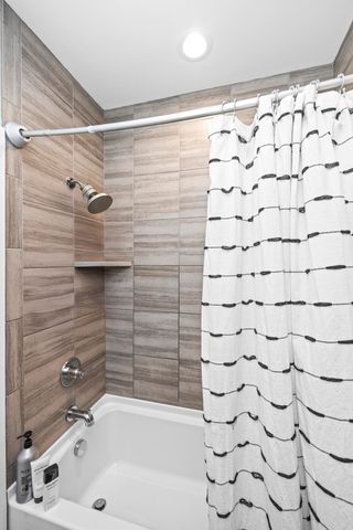 519 27th Ave N Apt 301, Nashville, TN 37209