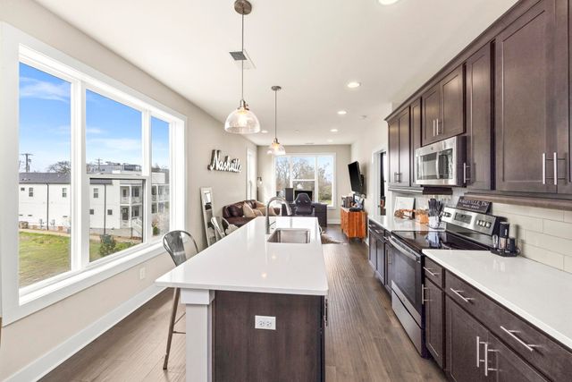 519 27th Ave N Apt 301, Nashville, TN 37209