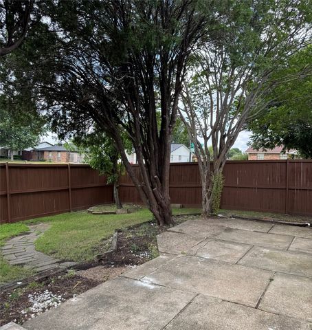 2818 Gayle Drive, Garland, TX 75044