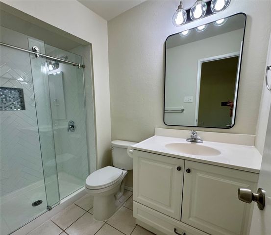 2818 Gayle Drive, Garland, TX 75044