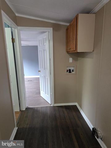 2732 CROSSROAD SCHOOL RD, Hedgesville, WV 25427