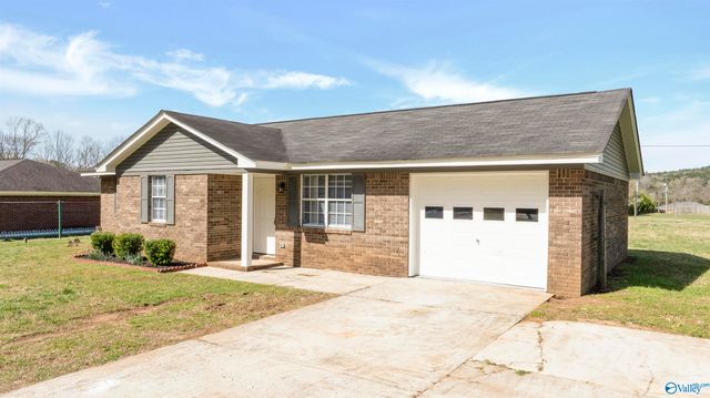5316 Martin Avenue NE, Fort Payne, AL 35967