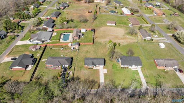 5316 Martin Avenue NE, Fort Payne, AL 35967