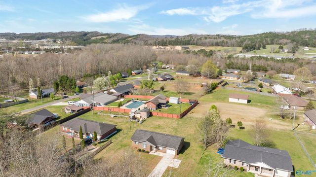 5316 Martin Avenue NE, Fort Payne, AL 35967