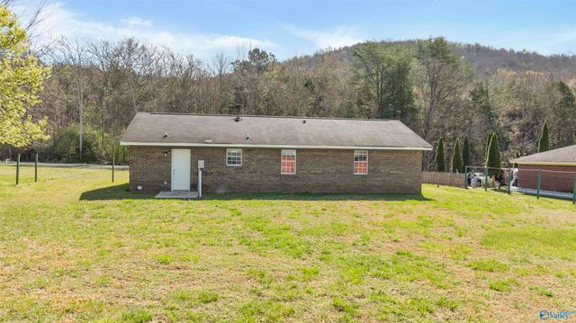 5316 Martin Avenue NE, Fort Payne, AL 35967