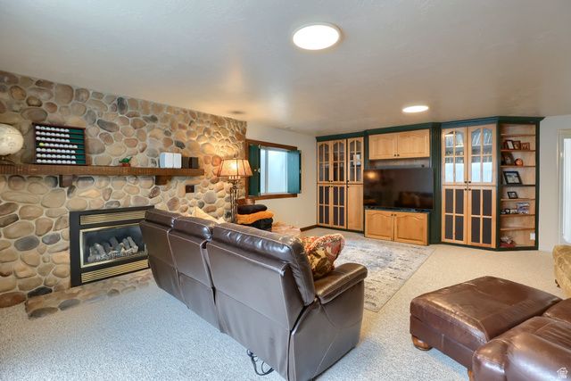5708 S 950 E, South Ogden, UT 84405