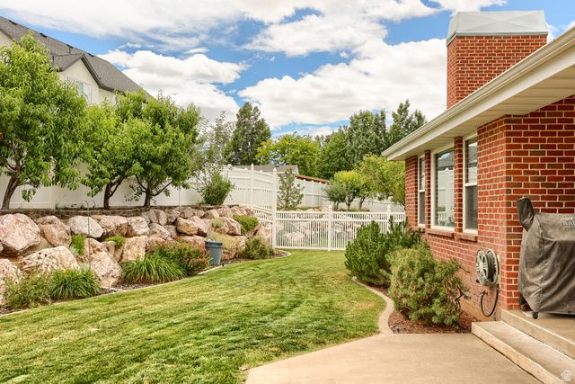 5708 S 950 E, South Ogden, UT 84405