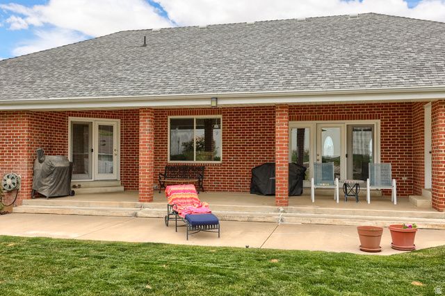 5708 S 950 E, South Ogden, UT 84405