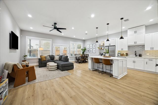 6496 Tc Jester Boulevard, Houston, TX 77091