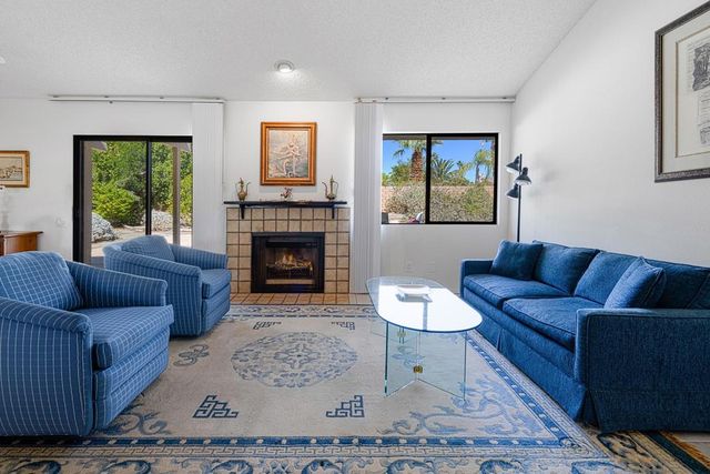 1370 E Gem Circle, Palm Springs, CA 92264
