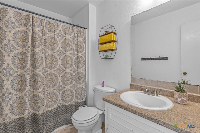 204 Zinnia Drive, Killeen, TX 76542