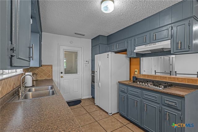 204 Zinnia Drive, Killeen, TX 76542
