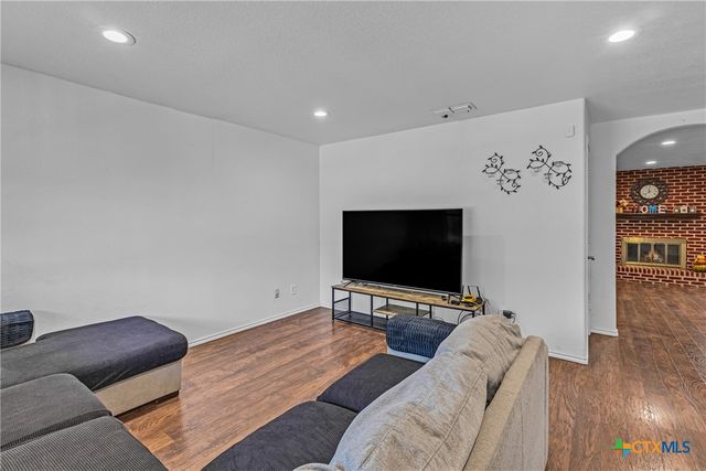 204 Zinnia Drive, Killeen, TX 76542