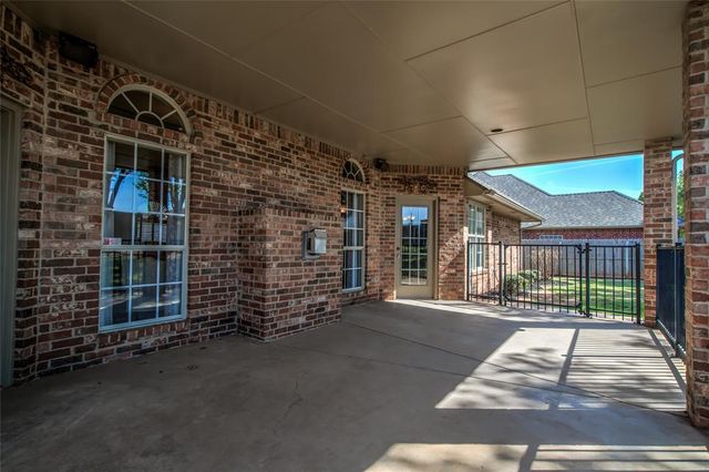 18017 San Mateo Court, Edmond, OK 73012