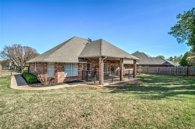 18017 San Mateo Court, Edmond, OK 73012