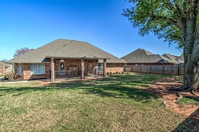 18017 San Mateo Court, Edmond, OK 73012
