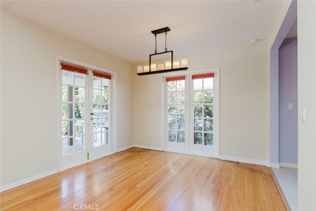 12832 Kling Street, Studio City, CA 91604
