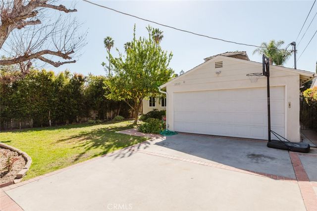 12832 Kling Street, Studio City, CA 91604